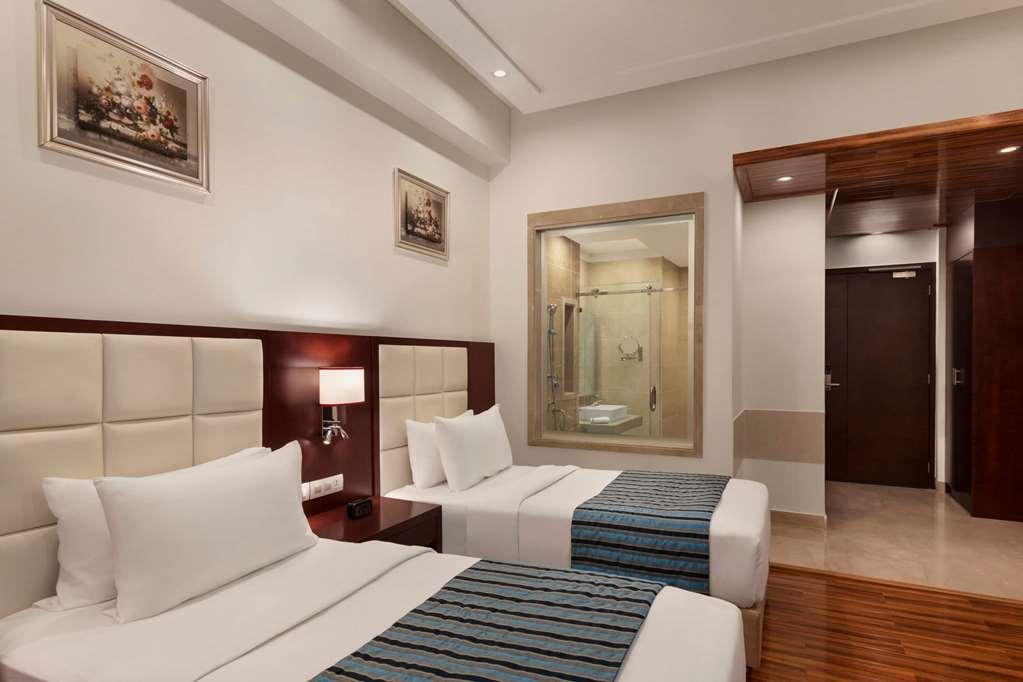 รามาดา บาย วินด์แฮม นิวเดลี ปิตัมปุระ Hotel ห้อง รูปภาพ